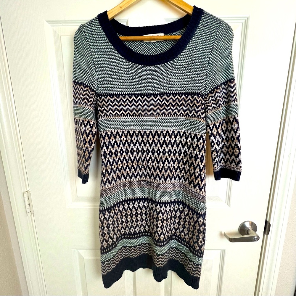 Sweater Dress with 3/4 Sleeves and Unique Pattern